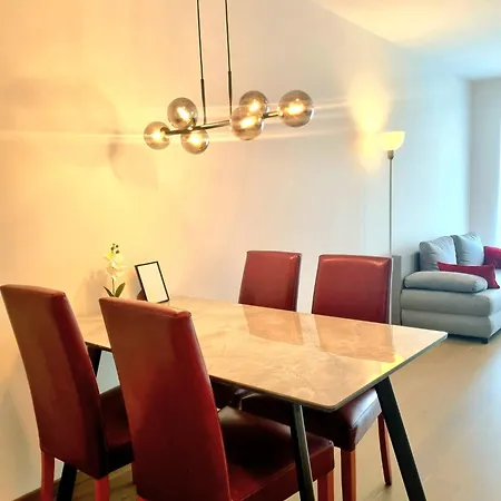 Zwirn New Free Parking Pressburg